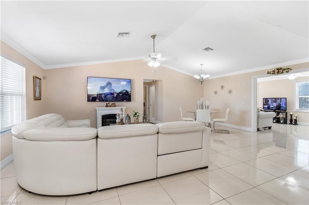 15 Maryland Rd, Lehigh Acres, FL 33936 Photo