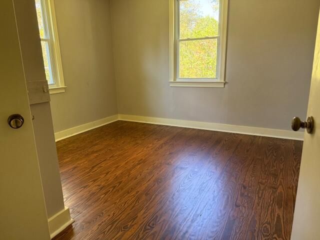 605 Poplar Street Photo 8