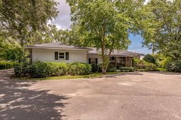 515 Folly Road photo 4