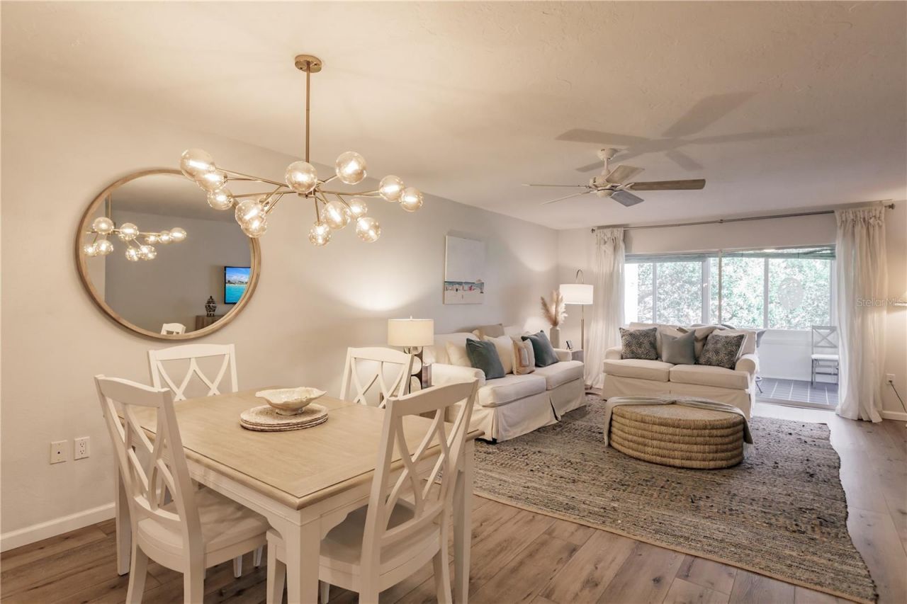 1200 E Peppertree Lane, Unit 303, Sarasota, FL 34242 Photo