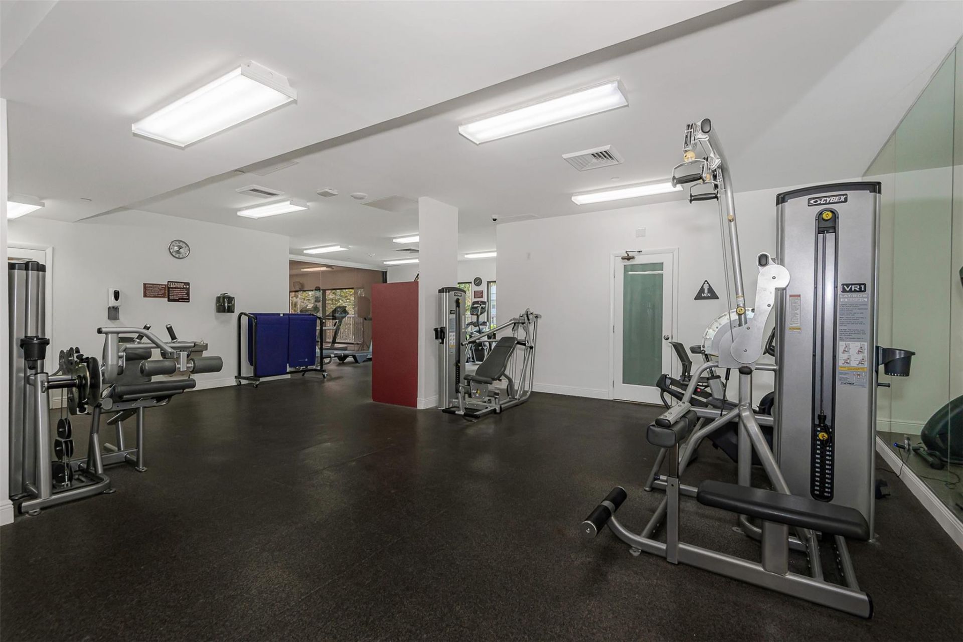 1912 S Ocean Drive, Unit 9C, Hallandale Beach, FL 33009 Photo