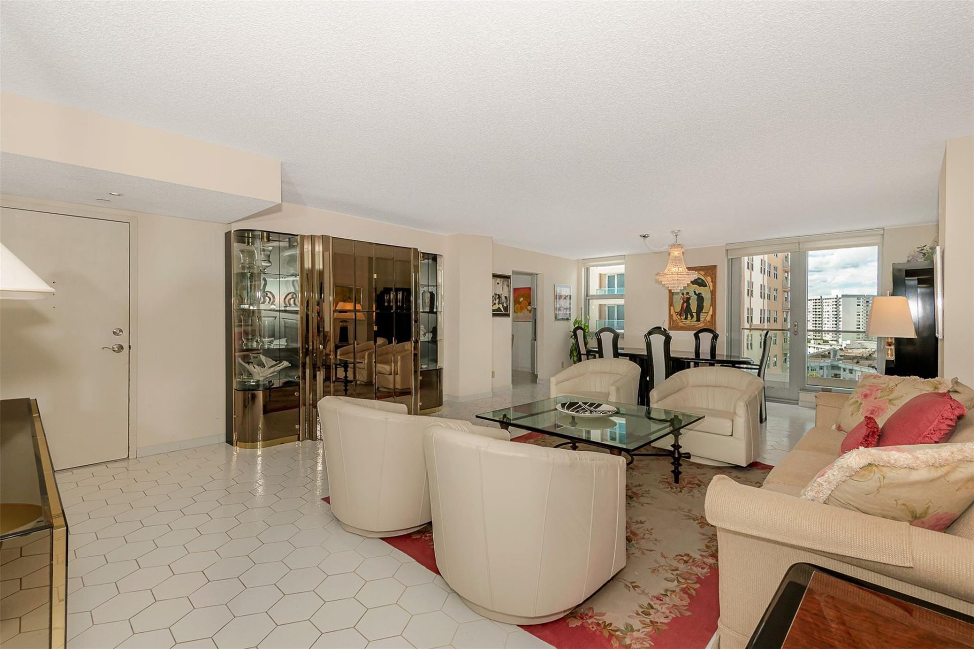 1912 S Ocean Drive, Unit 9C, Hallandale Beach, FL 33009 Photo
