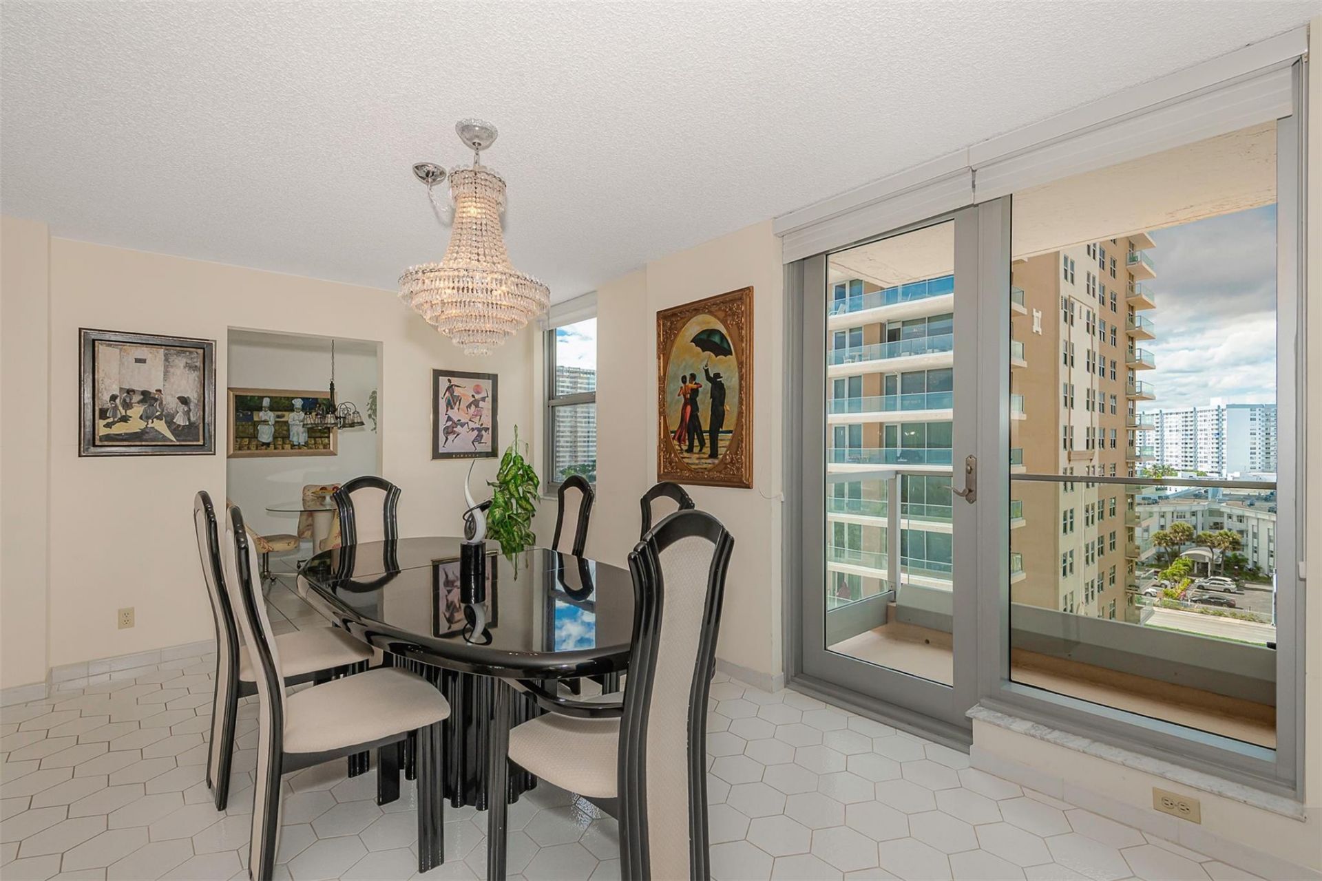 1912 S Ocean Drive, Unit 9C, Hallandale Beach, FL 33009 Photo