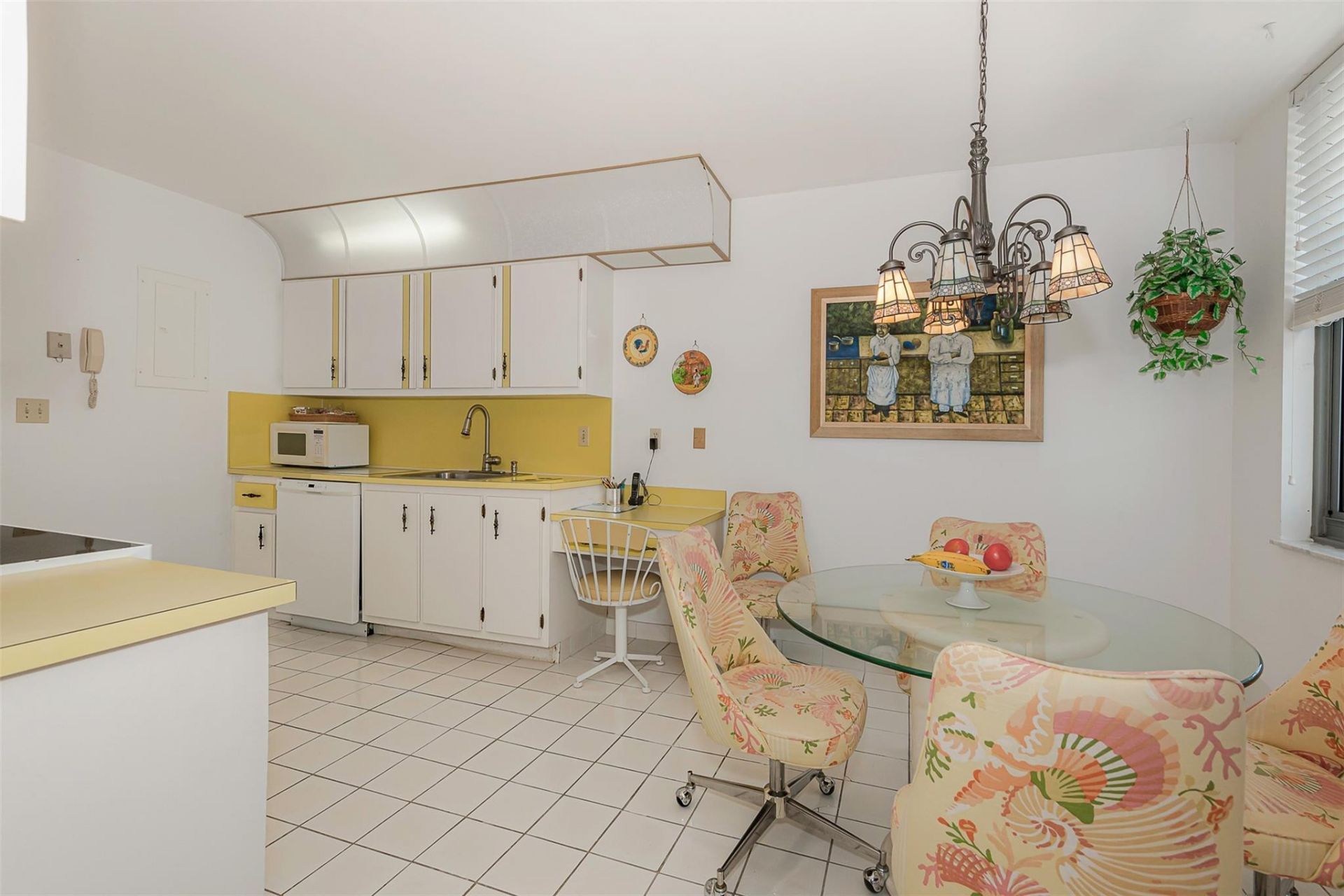 1912 S Ocean Drive, Unit 9C, Hallandale Beach, FL 33009 Photo