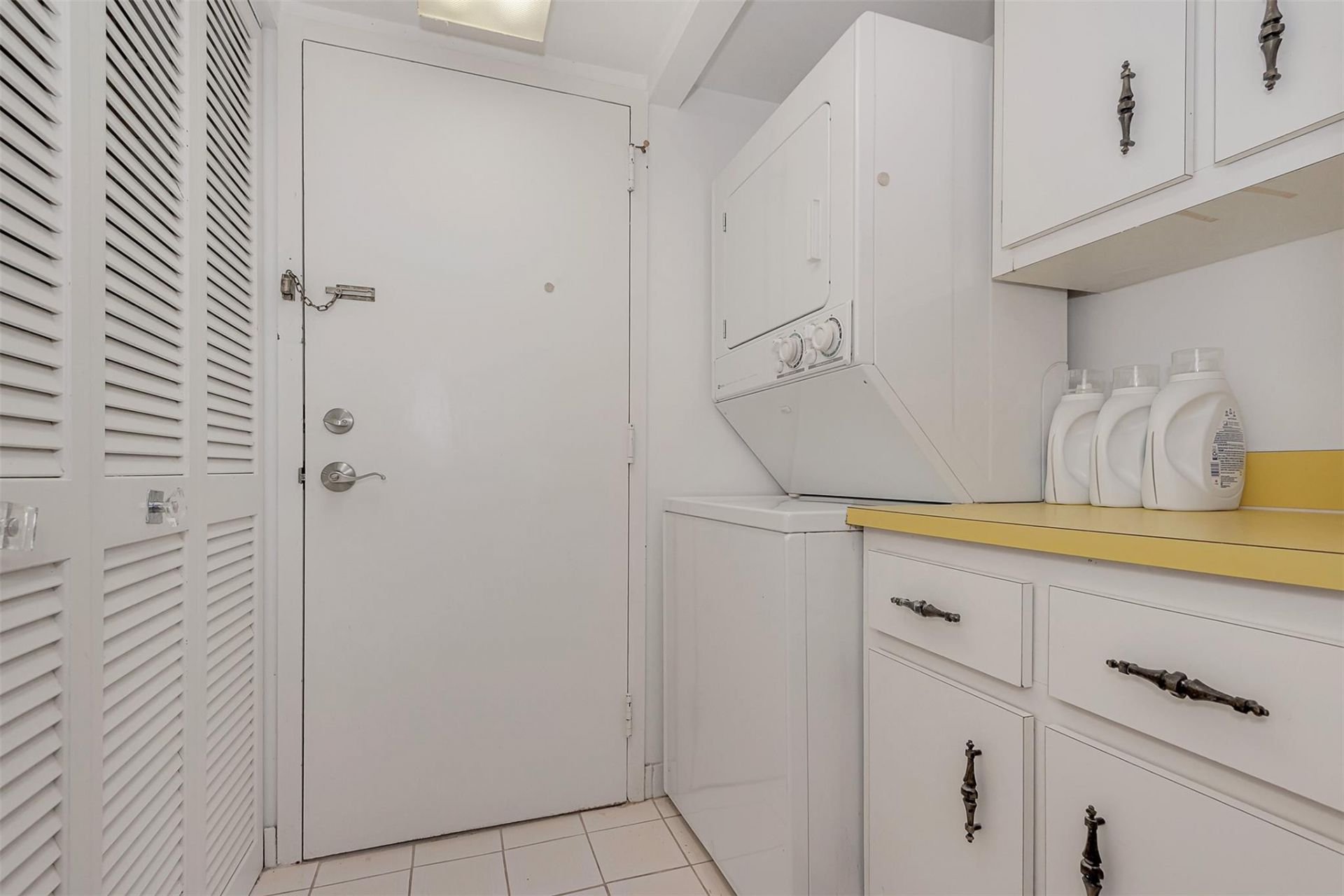 1912 S Ocean Drive, Unit 9C, Hallandale Beach, FL 33009 Photo