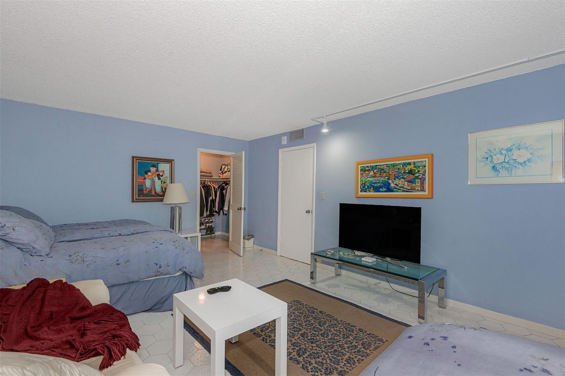 1912 S Ocean Drive, Unit 9C, Hallandale Beach, FL 33009 Photo