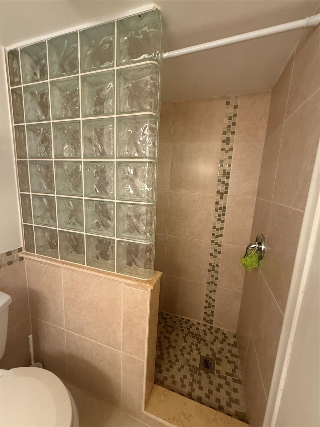 4750 NW 22nd Court, Unit 315, Lauderhill, FL 33313 Photo