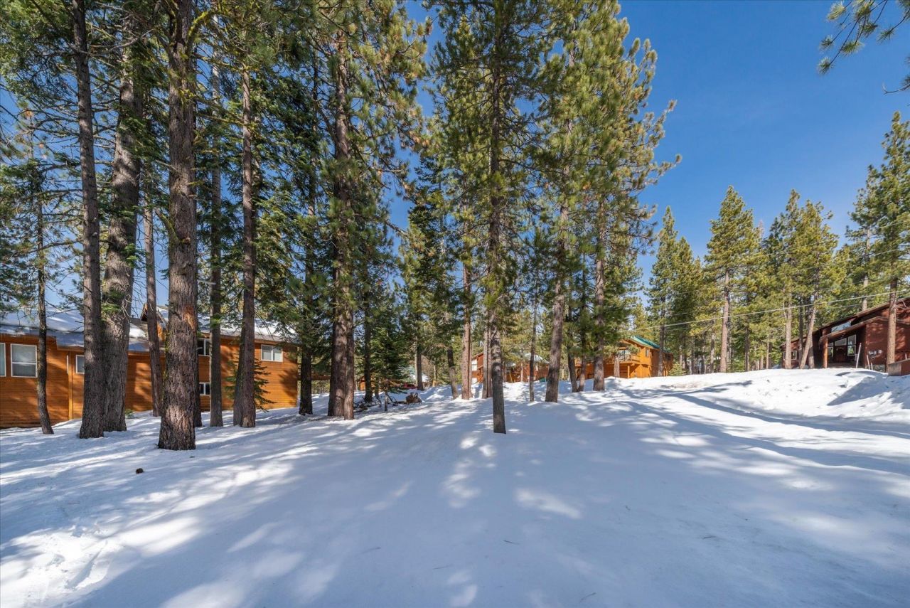 13300 Muhlebach Way, Truckee, CA 96161 Photo