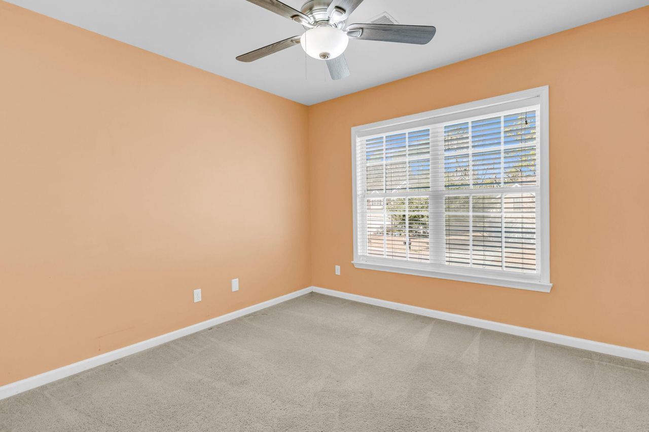 7478 Hawks Circle Photo 11