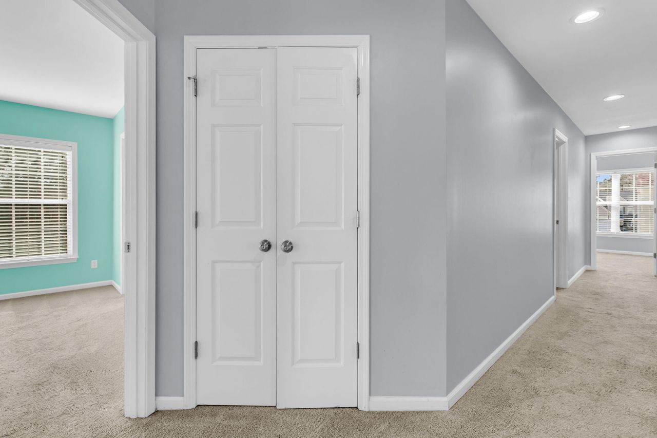 7478 Hawks Circle Photo 14