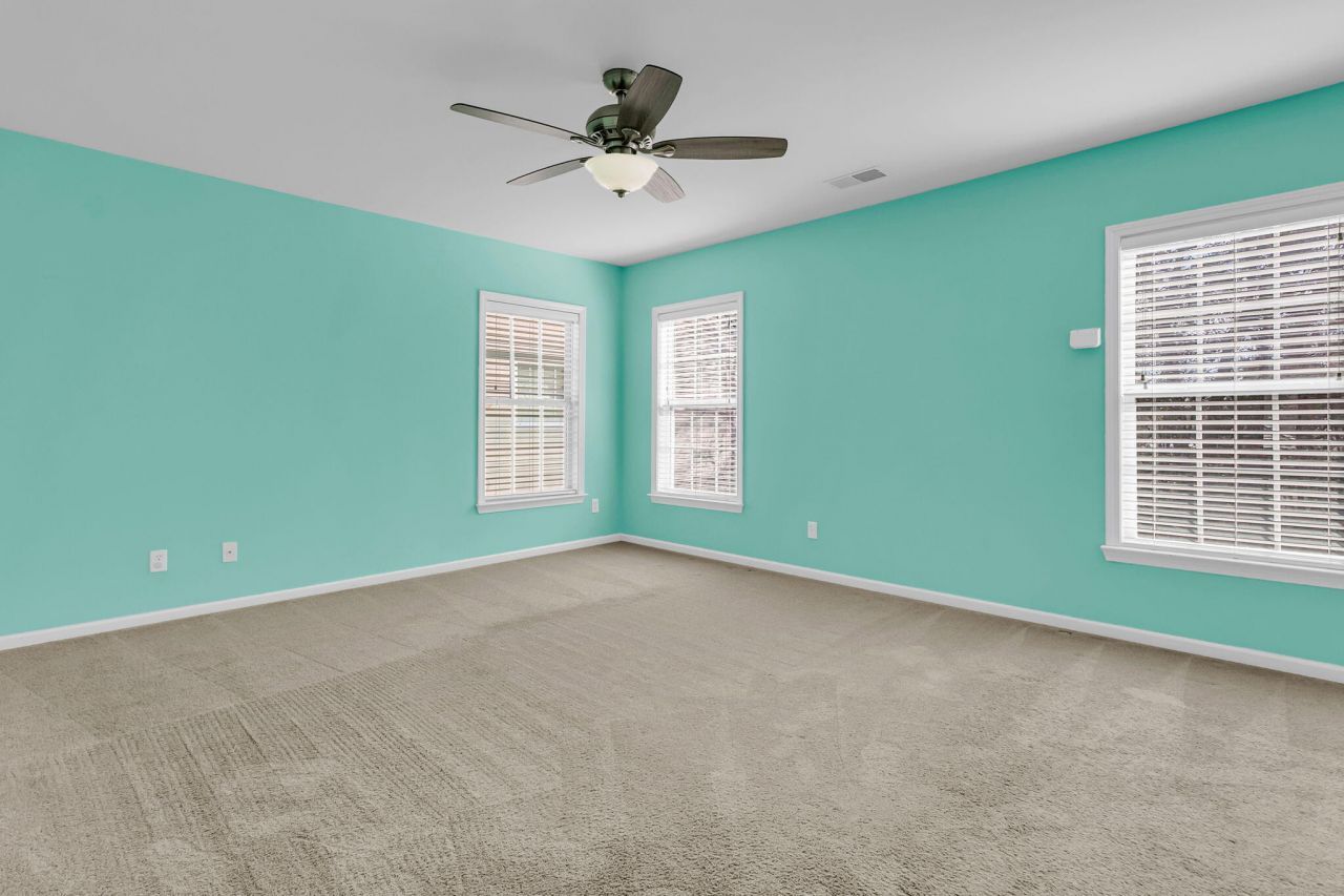 7478 Hawks Circle Photo 16