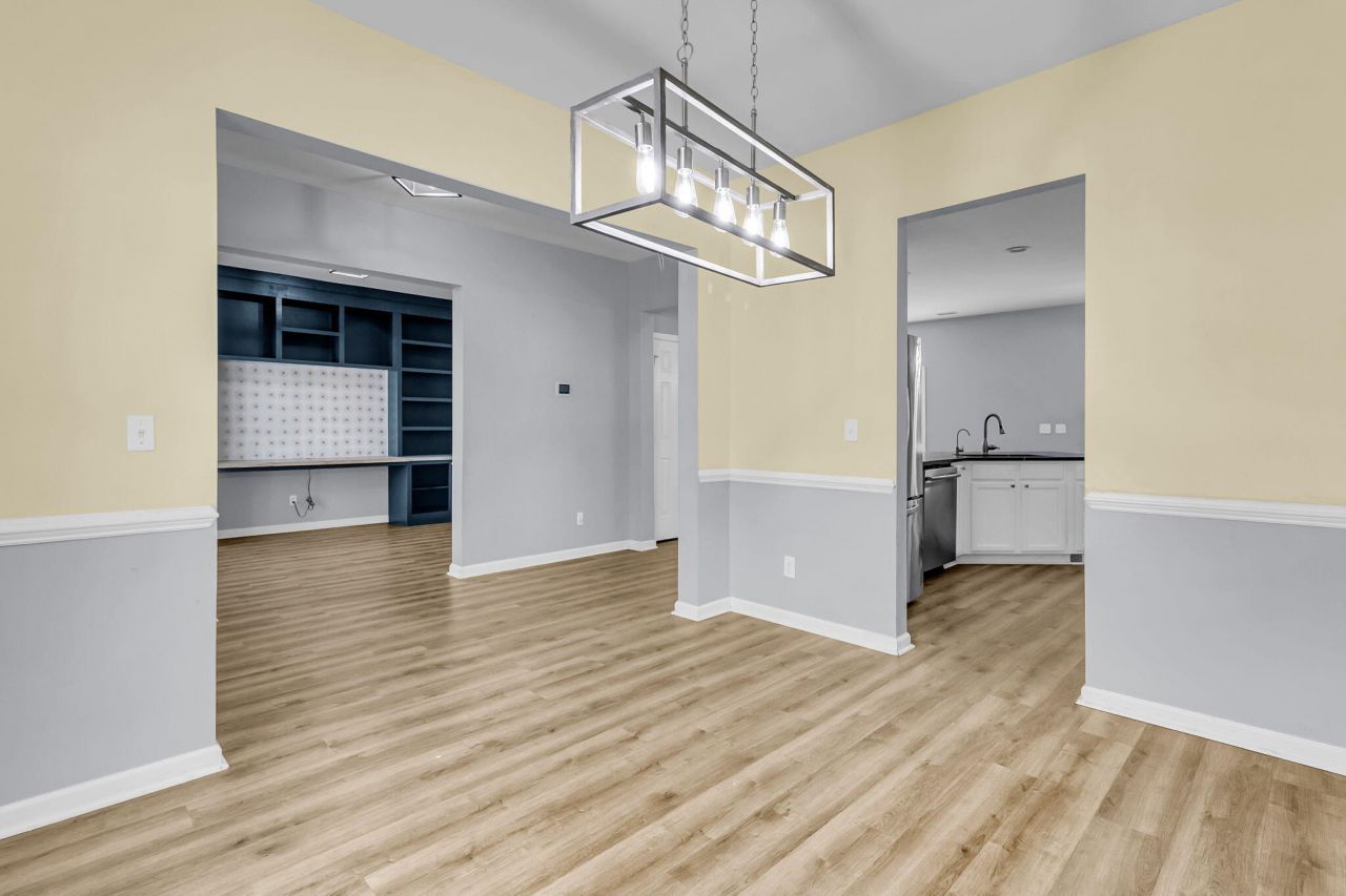 7478 Hawks Circle Photo 25