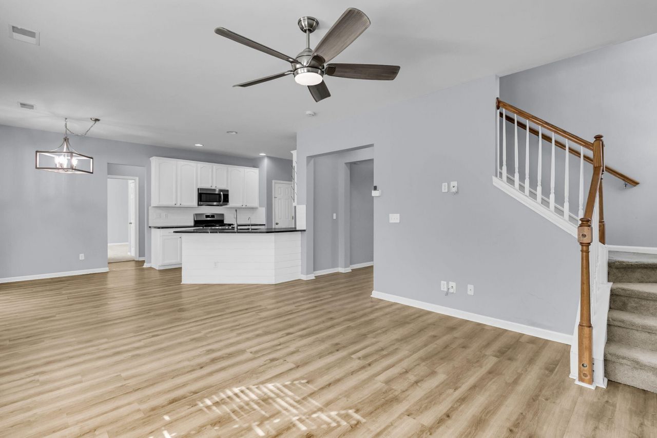 7478 Hawks Circle Photo 32