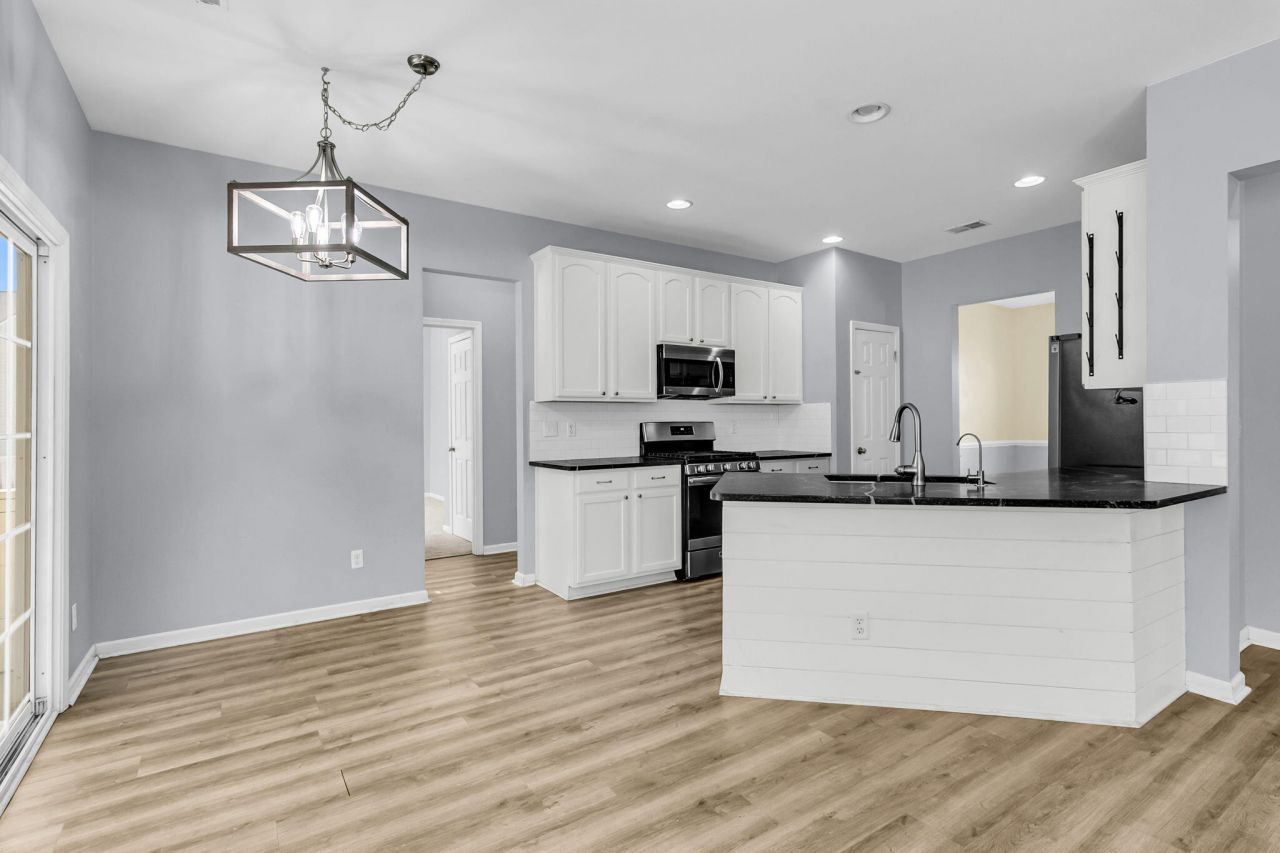 7478 Hawks Circle Photo 34