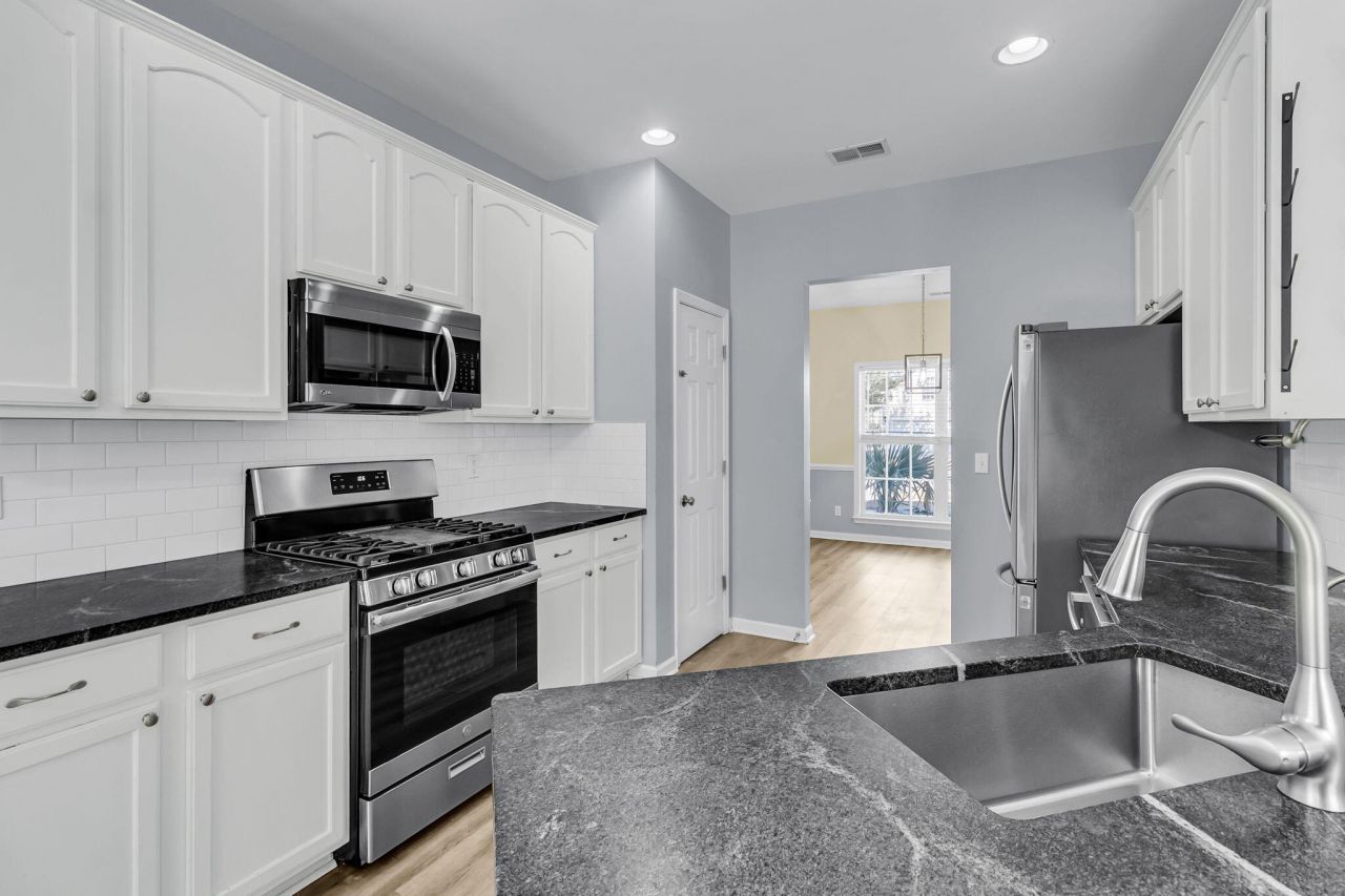 7478 Hawks Circle Photo 36