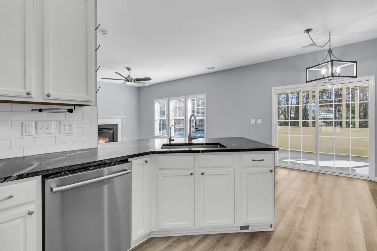 7478 Hawks Circle Photo 38