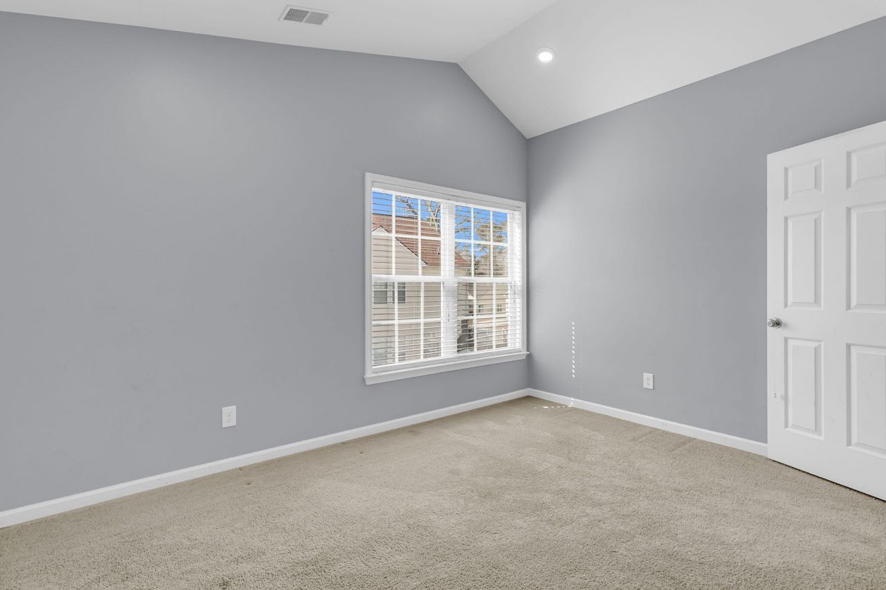 7478 Hawks Circle Photo 7