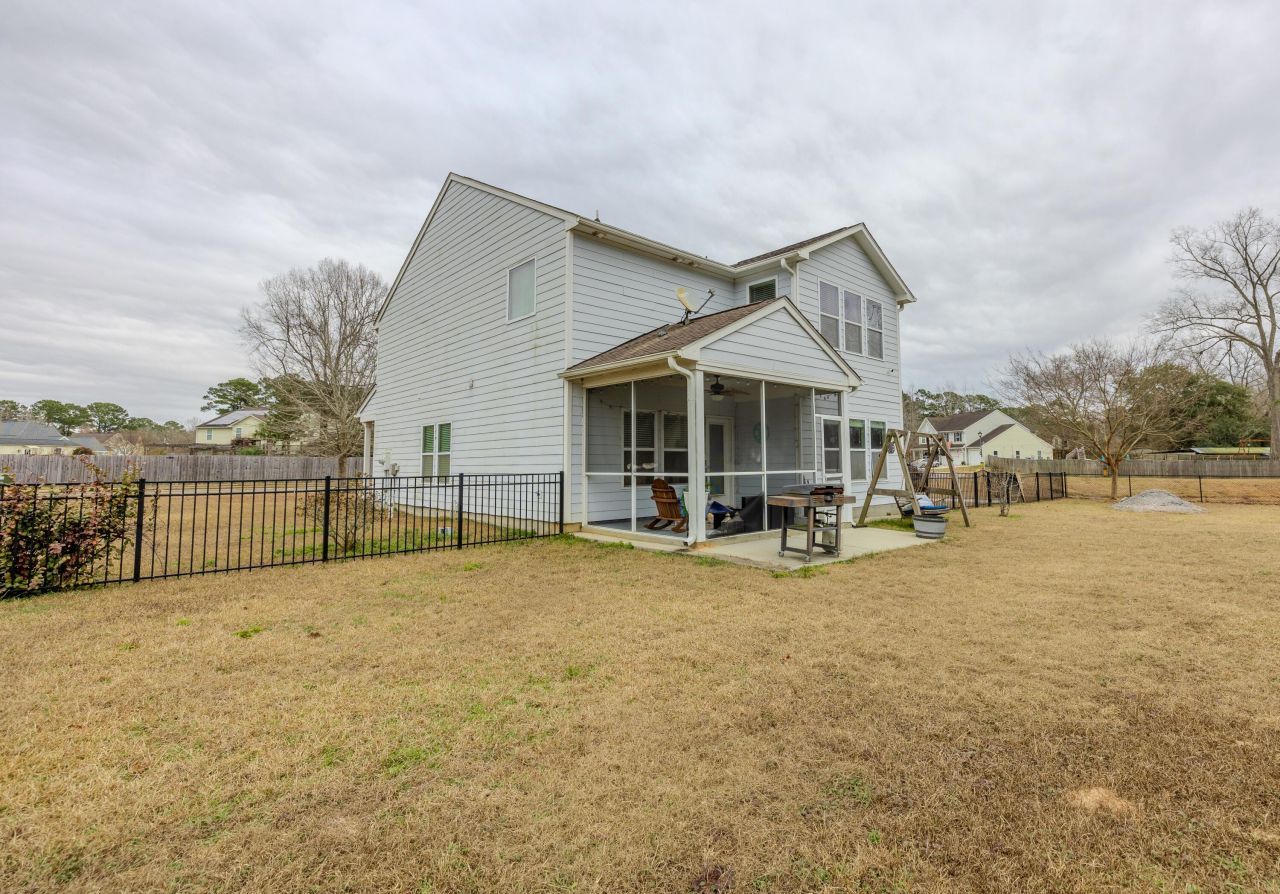 106 Scotland Drive Photo 10