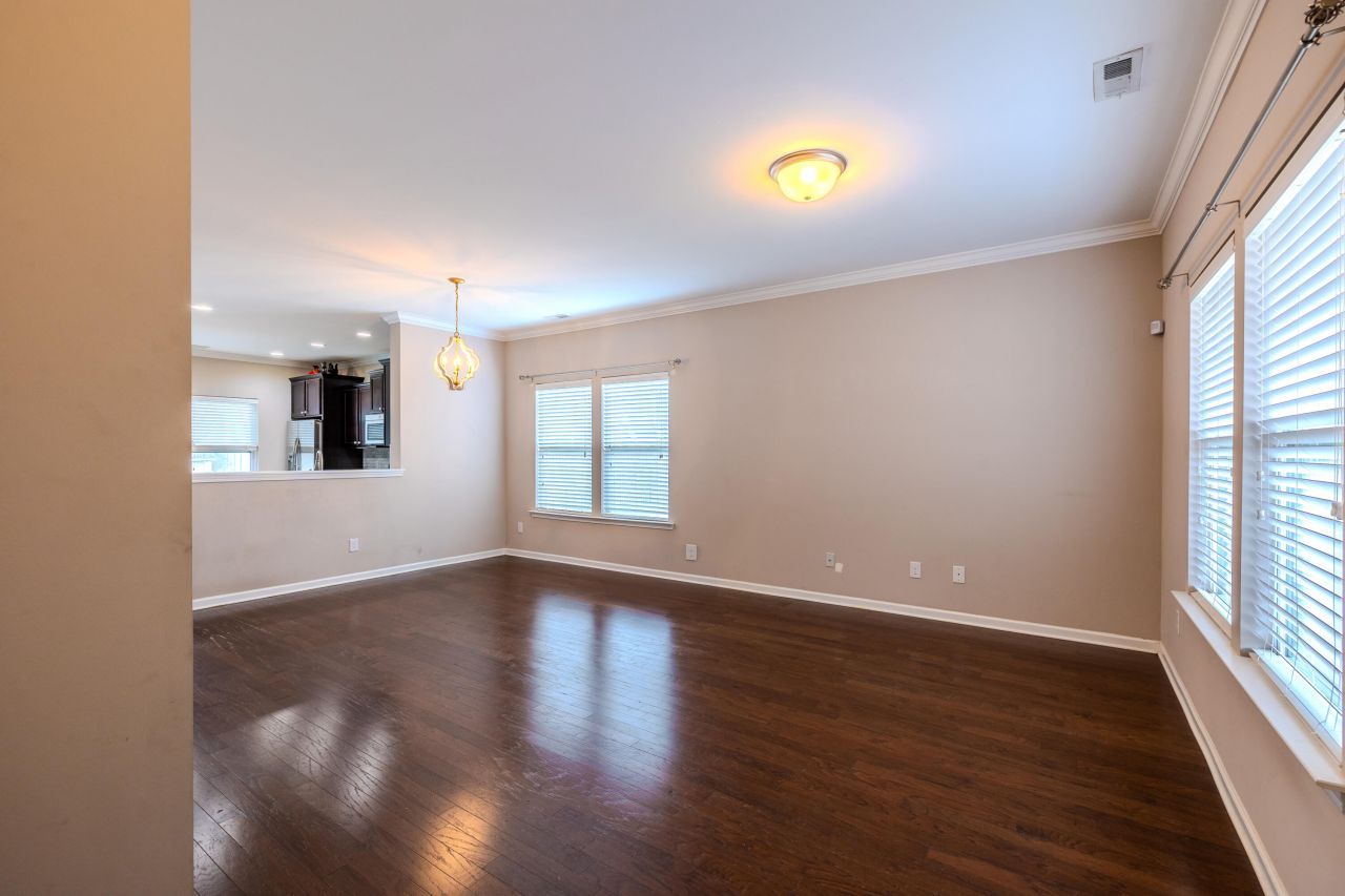 106 Scotland Drive Photo 14