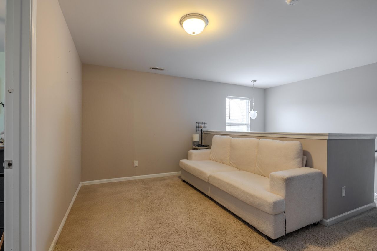 106 Scotland Drive Photo 26