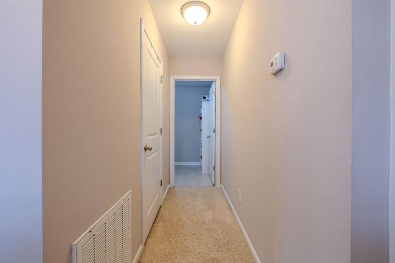 106 Scotland Drive Photo 28