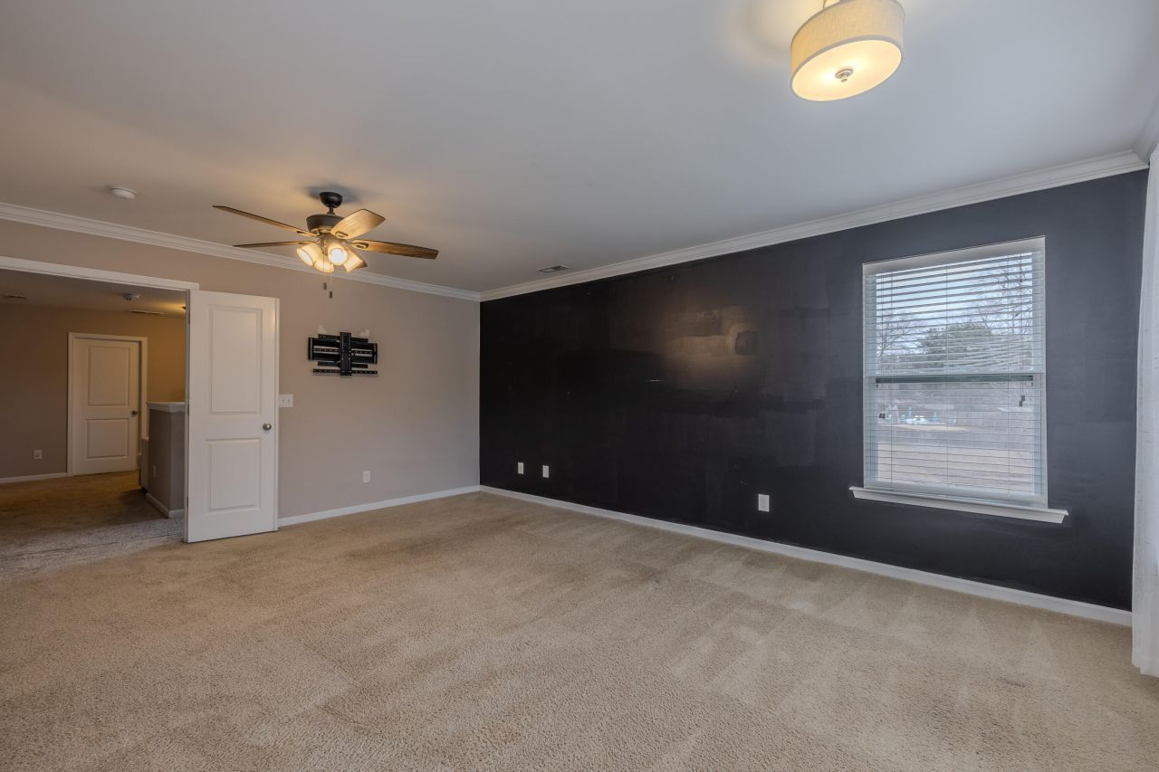 106 Scotland Drive Photo 29