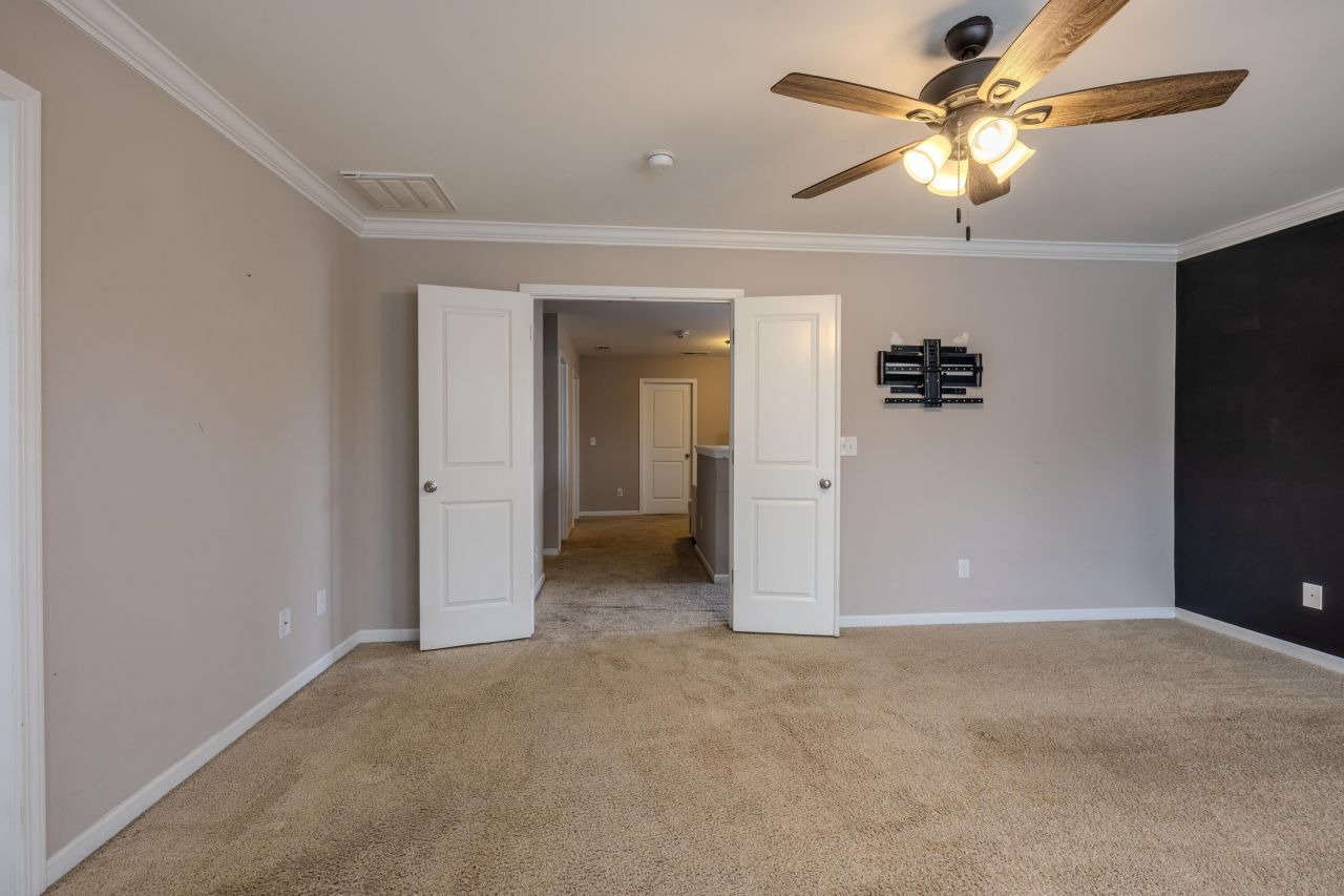 106 Scotland Drive Photo 31