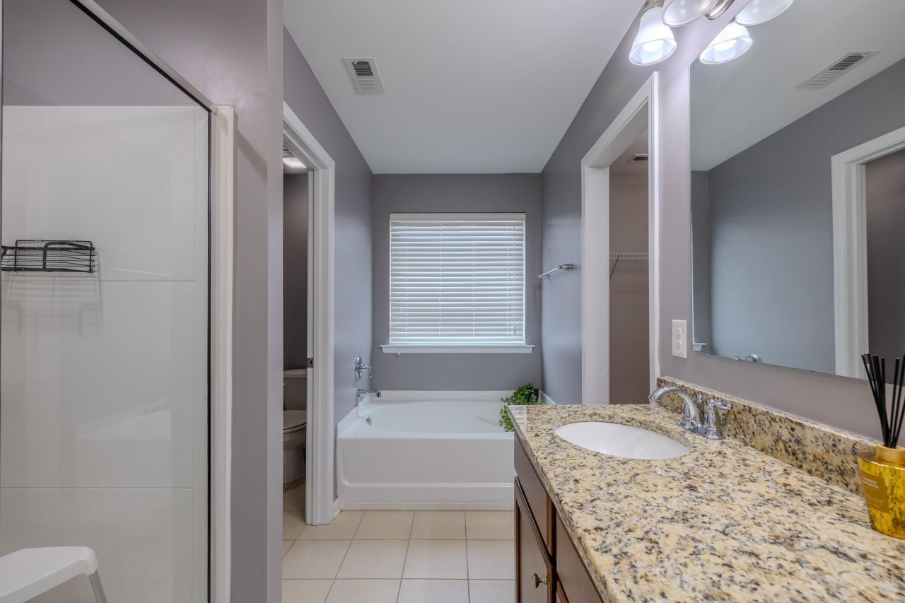 106 Scotland Drive Photo 35