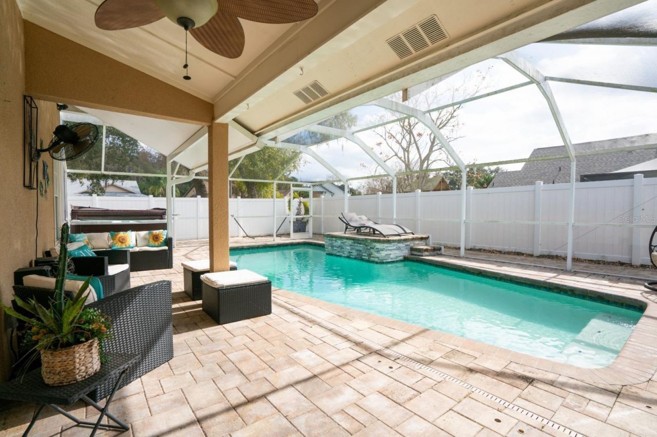 6502 Yellowhammer Avenue, Tampa, FL 33625 Photo