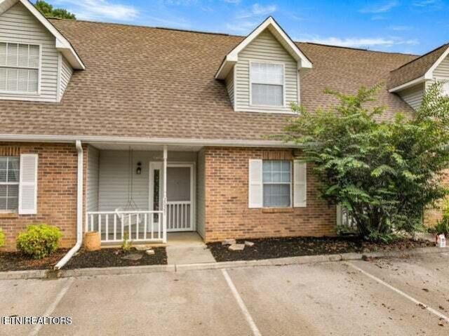 2027 Silverbrook Drive, Knoxville, TN 37923 Main Photo