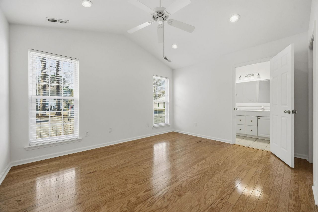 6681 Wisteria Dr. Photo 13