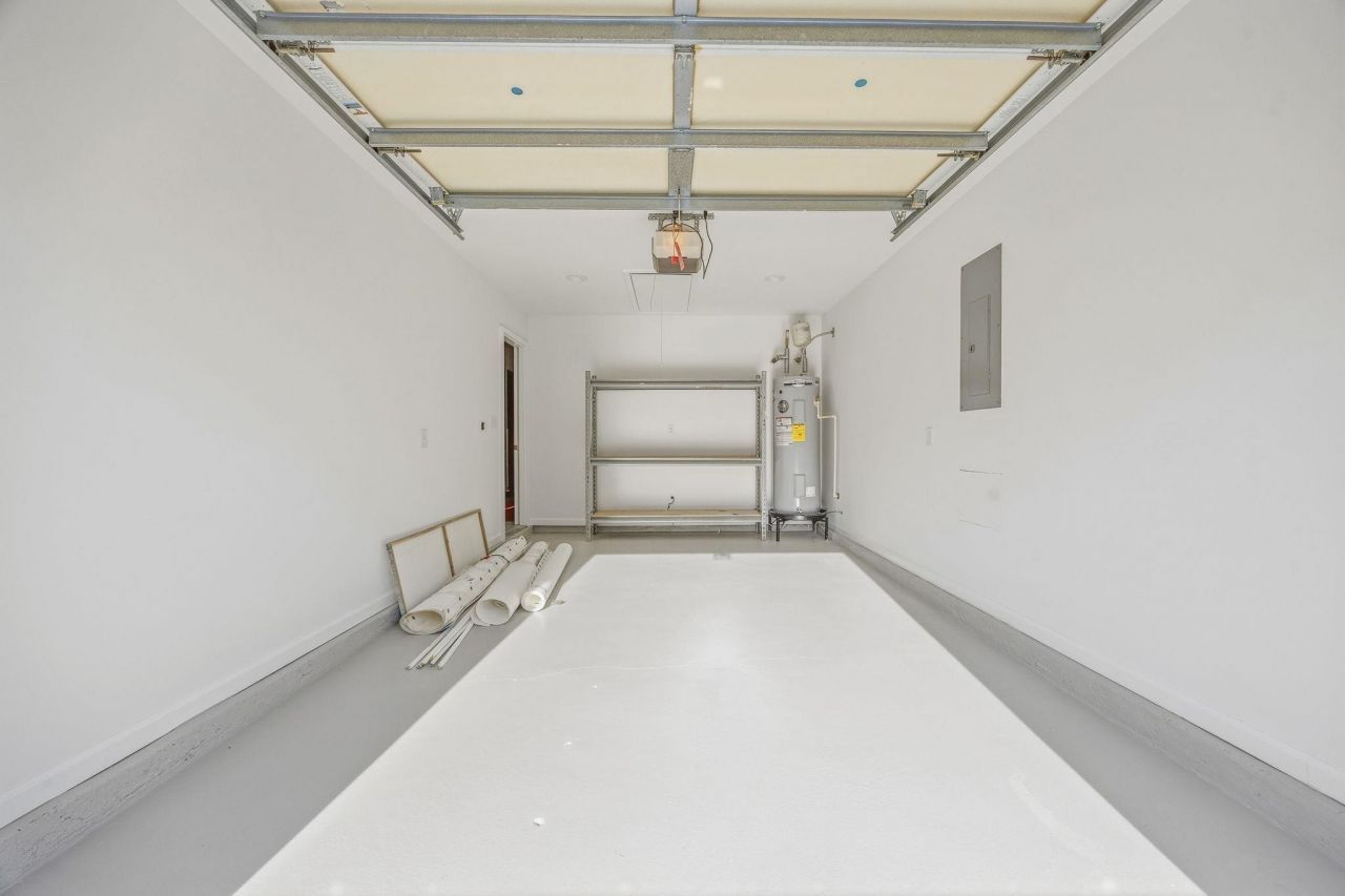 6681 Wisteria Dr. Photo 24