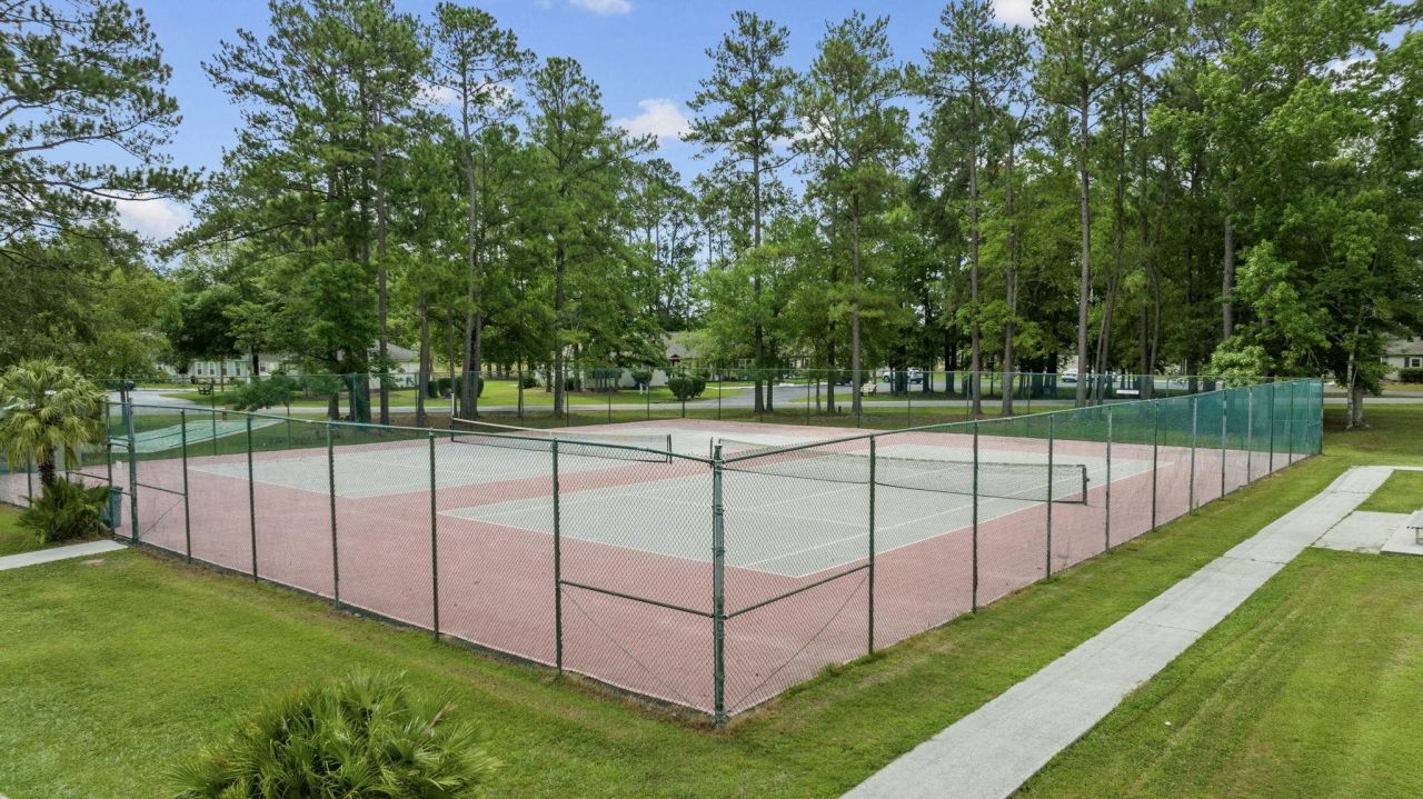 6681 Wisteria Dr. Photo 32