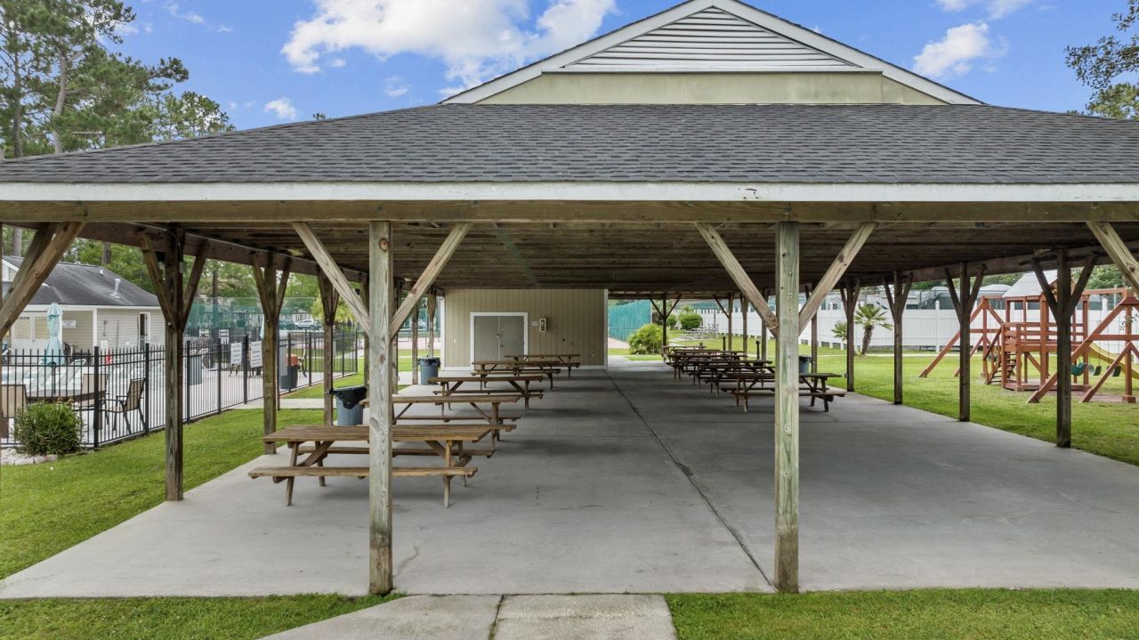 6681 Wisteria Dr. Photo 33