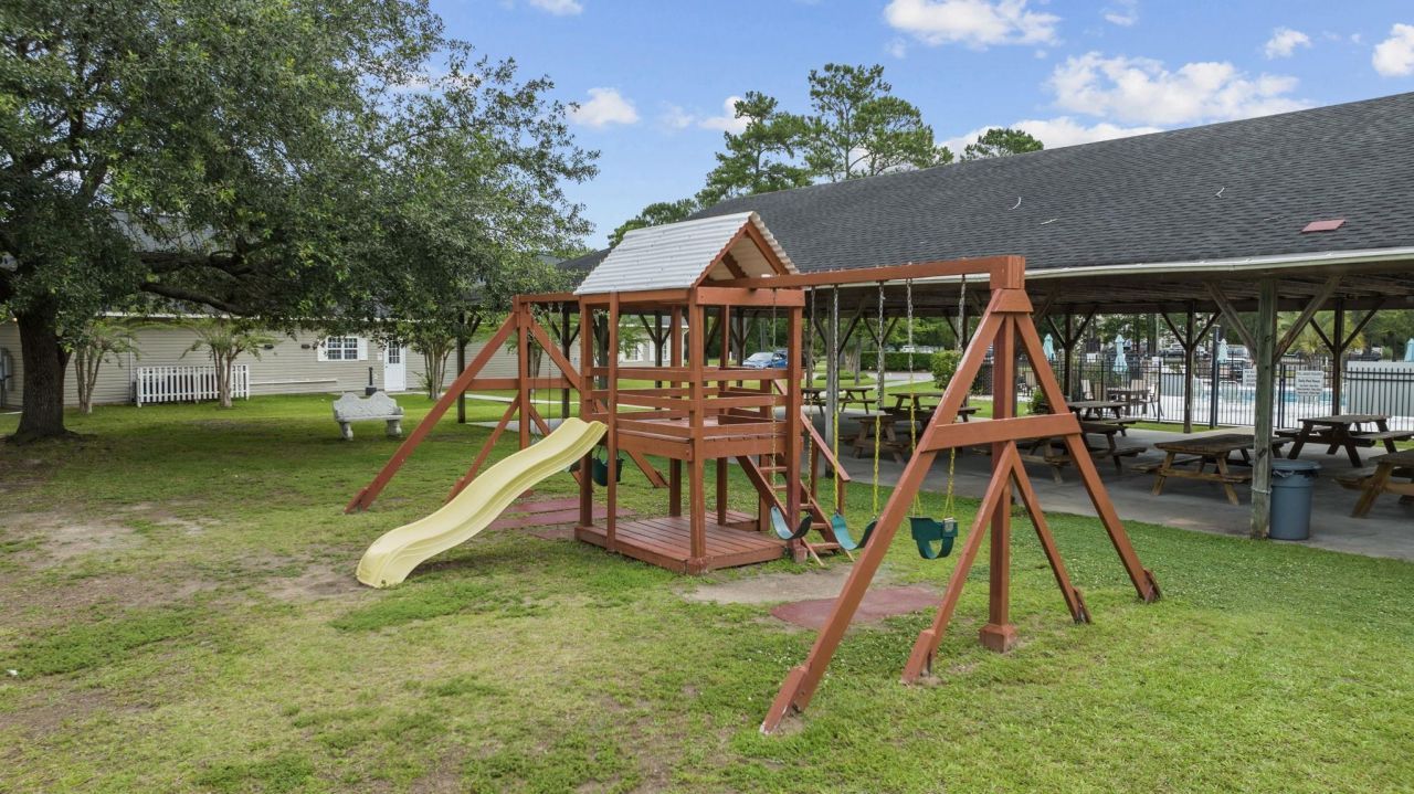 6681 Wisteria Dr. Photo 34