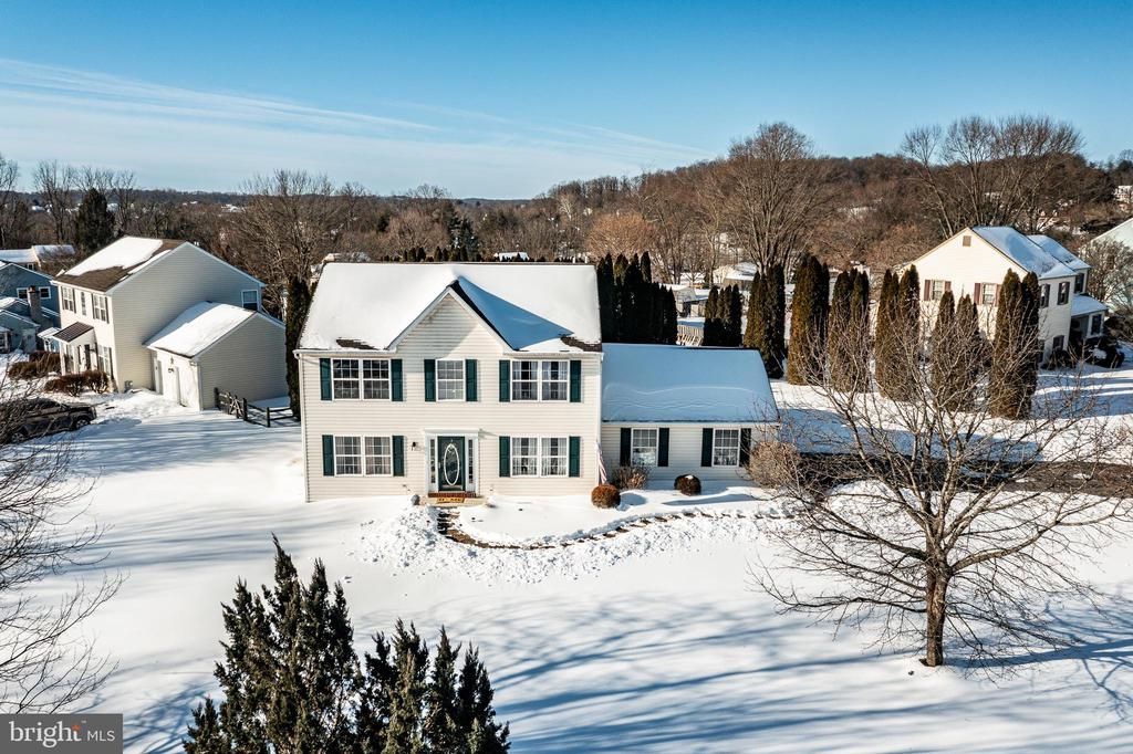 10 Walden Way, Coatesville, PA 19320 Main Photo