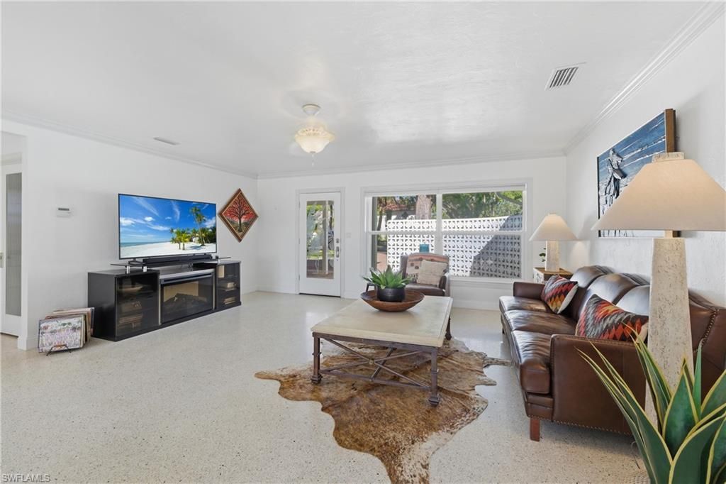 1150 Vesper Dr, Fort Myers, FL 33901 Photo