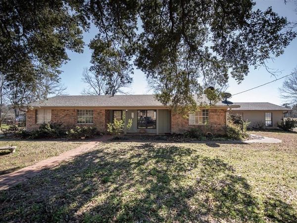 1541 La-113, Glenmora, LA 71433