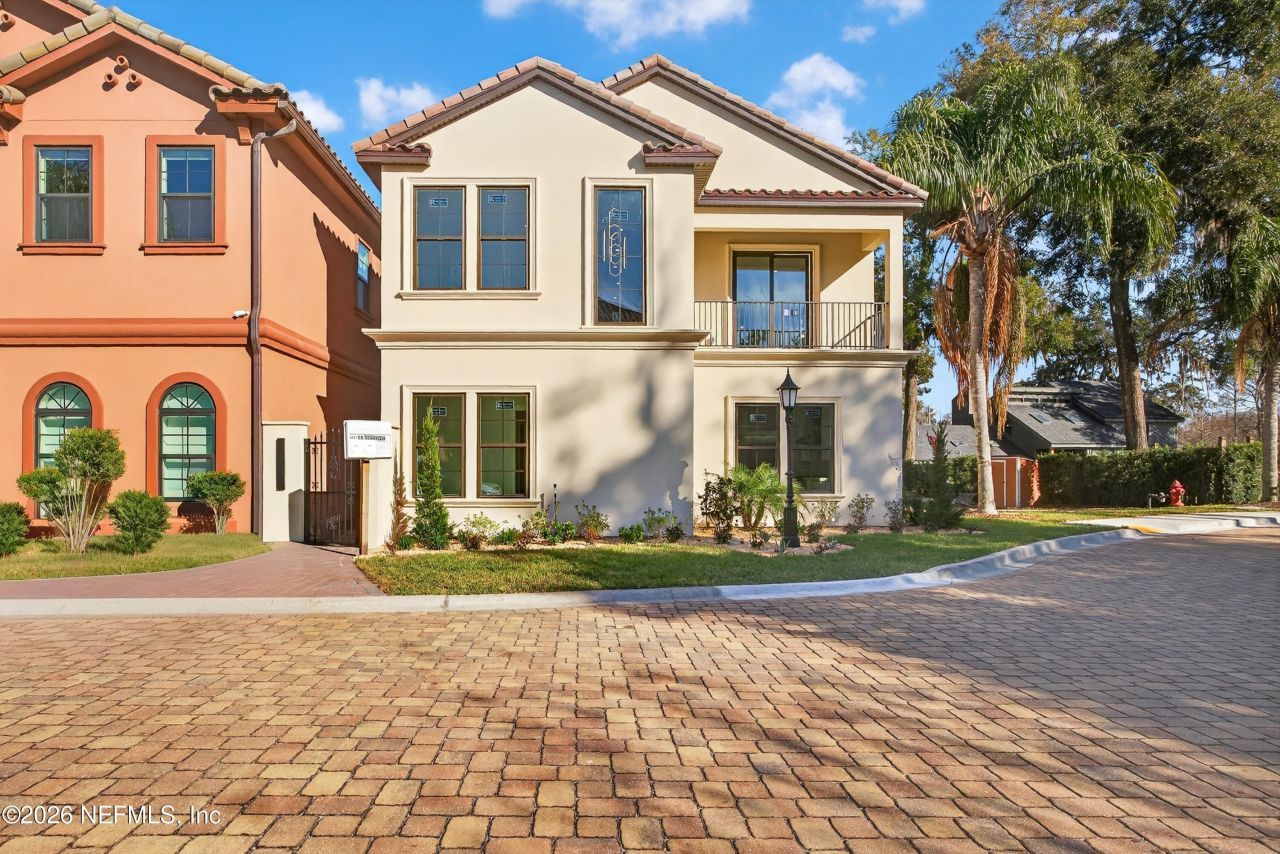 8865 La Terrazza Place, Jacksonville, FL 32217 Photo