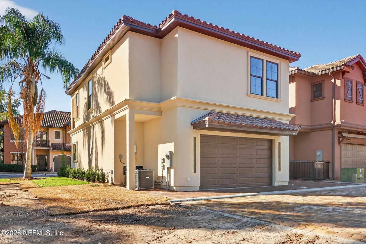 8865 La Terrazza Place, Jacksonville, FL 32217 Photo