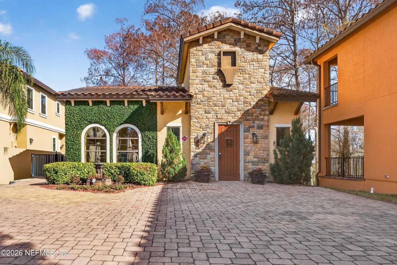 8865 La Terrazza Place, Jacksonville, FL 32217 Photo