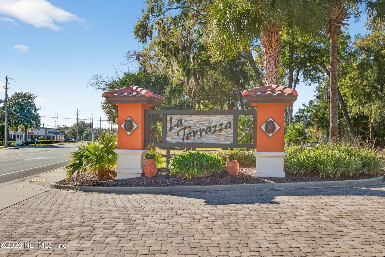 8865 La Terrazza Place, Jacksonville, FL 32217 Photo