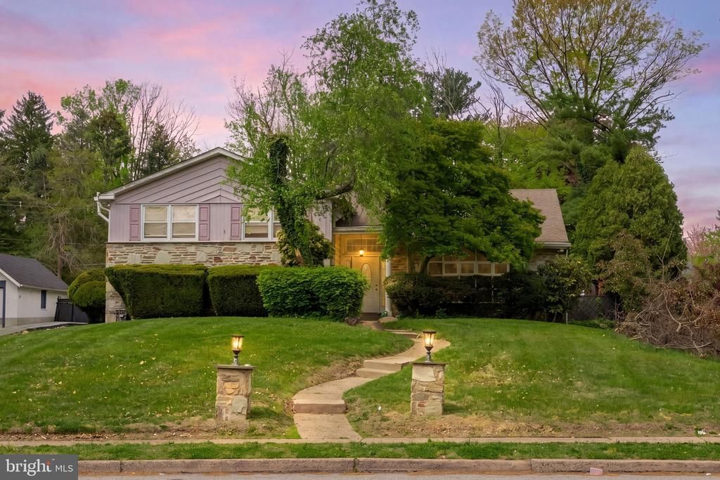 7516 OAK LANE ROAD, ELKINS PARK, PA 19027