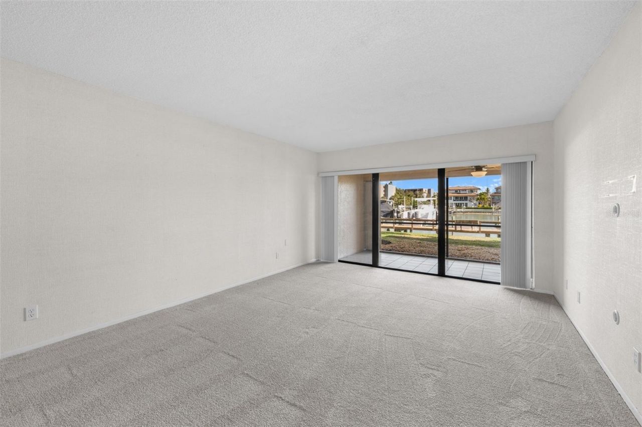 4750 Brittany Drive S, Unit 26, Saint Petersburg, FL 33715 Photo