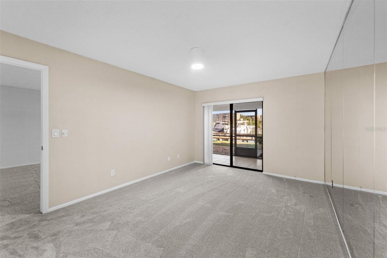 4750 Brittany Drive S, Unit 26, Saint Petersburg, FL 33715 Photo