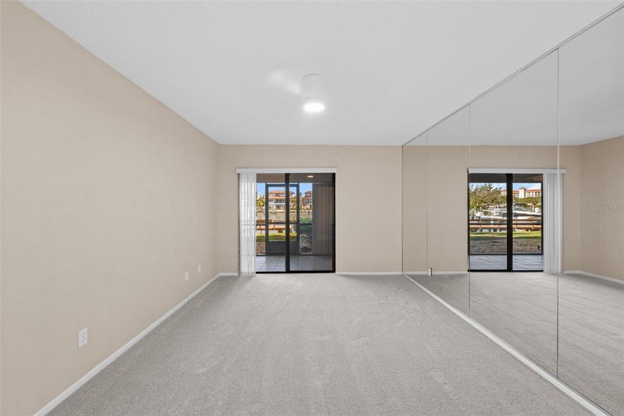 4750 Brittany Drive S, Unit 26, Saint Petersburg, FL 33715 Photo