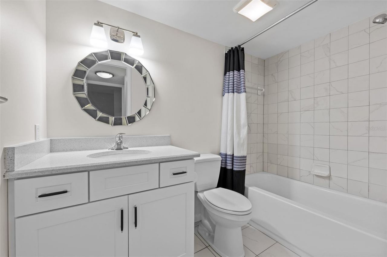 4750 Brittany Drive S, Unit 26, Saint Petersburg, FL 33715 Photo