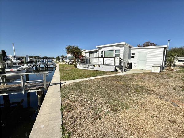436 MOUNT OAK AVENUE NE, Unit 747, ST PETERSBURG, FL 33702