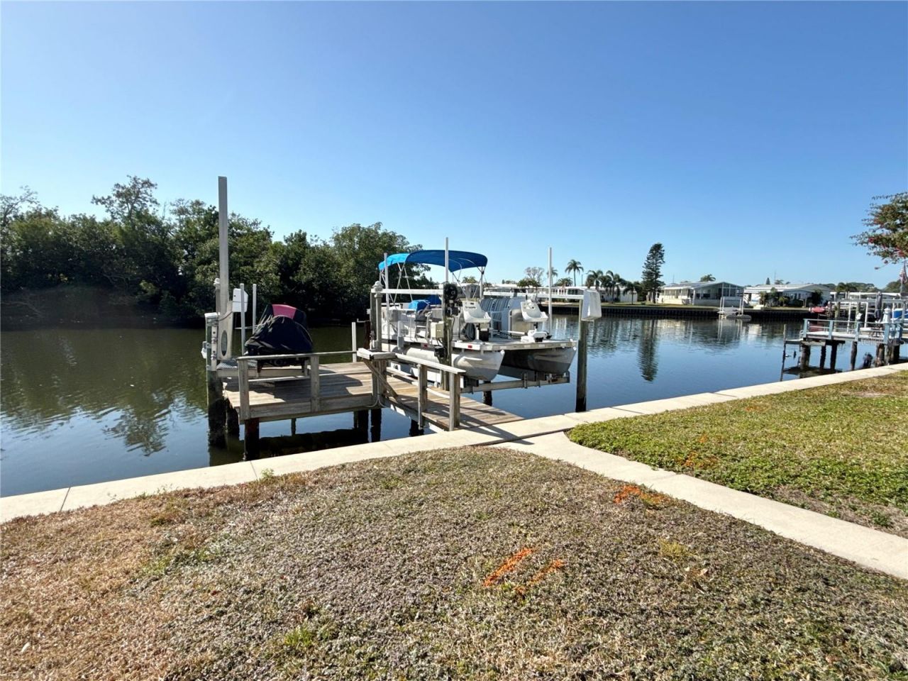 436 Mount Oak Avenue Ne, Unit 747, Saint Petersburg, FL 33702 Photo