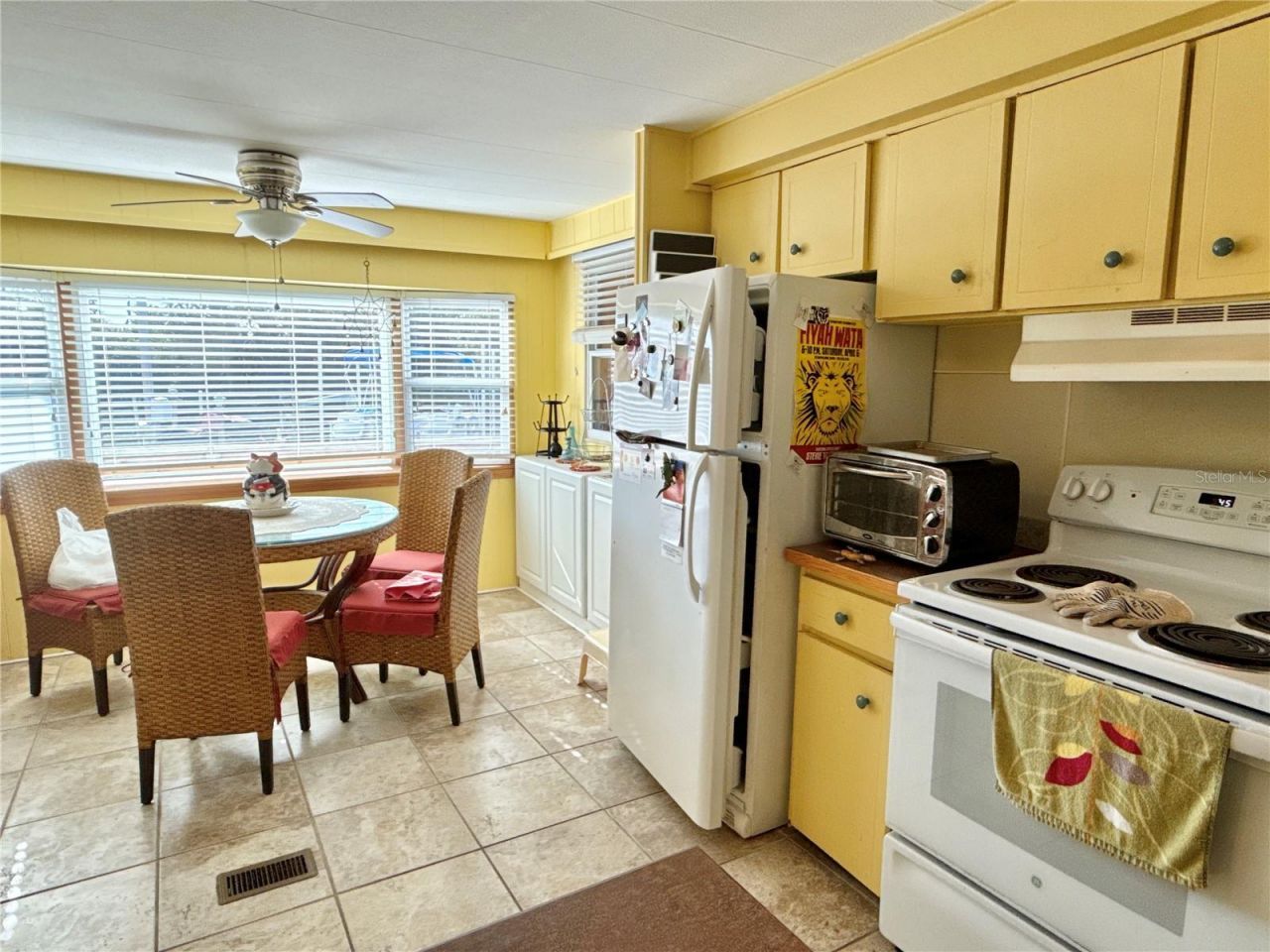 436 Mount Oak Avenue Ne, Unit 747, Saint Petersburg, FL 33702 Photo